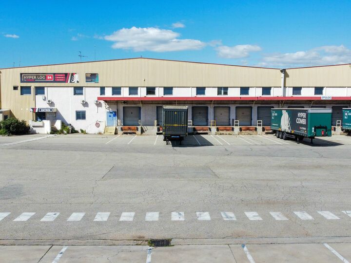 À LOUER - LOGISTIQUE 17 000 M² - AVIGNON