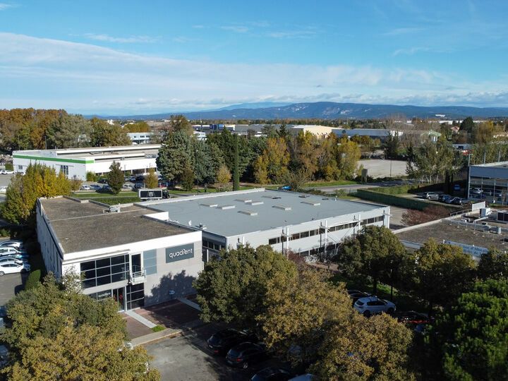 À VENDRE - BÂTIMENT 2387 M² DIV - CAVAILLON