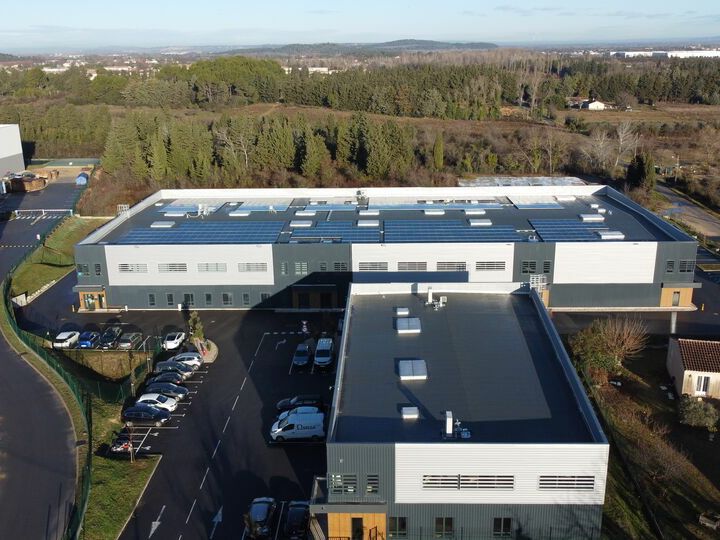 À LOUER - LOCAL D'ACTIVITÉ 672M² DIV - VEDENE