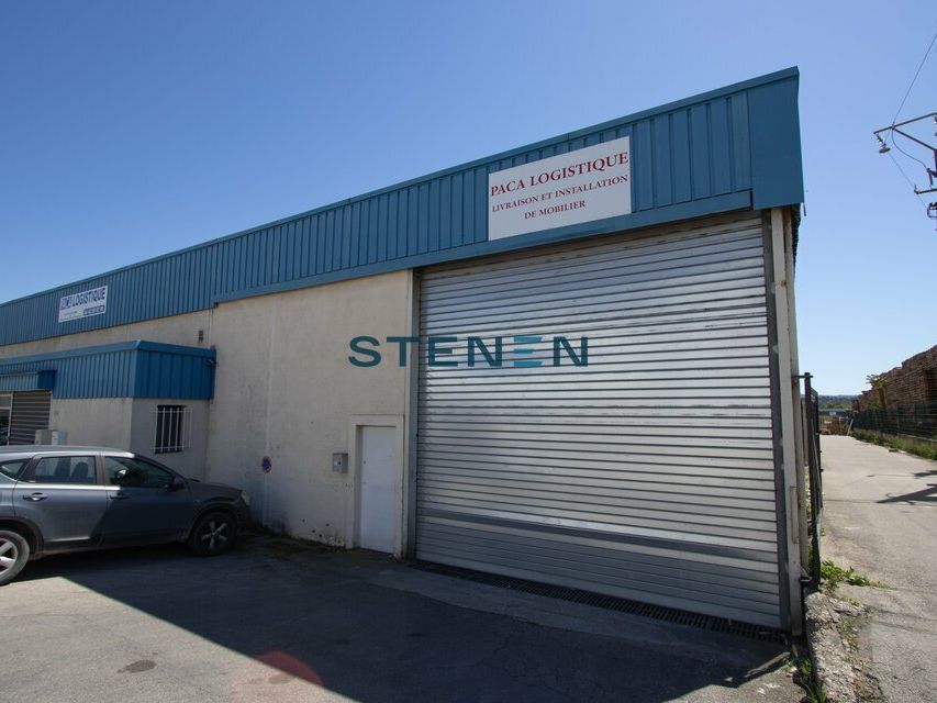 Location local d''activites 450 m² non divisibles