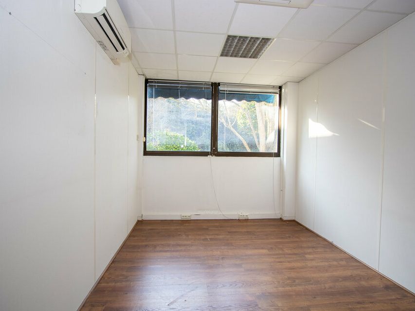 LOCATION BUREAUX 849m2 AIX EN PROVENCE