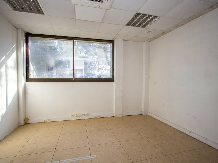 849 m² pour ce bureaux en location à Aix-en-provence