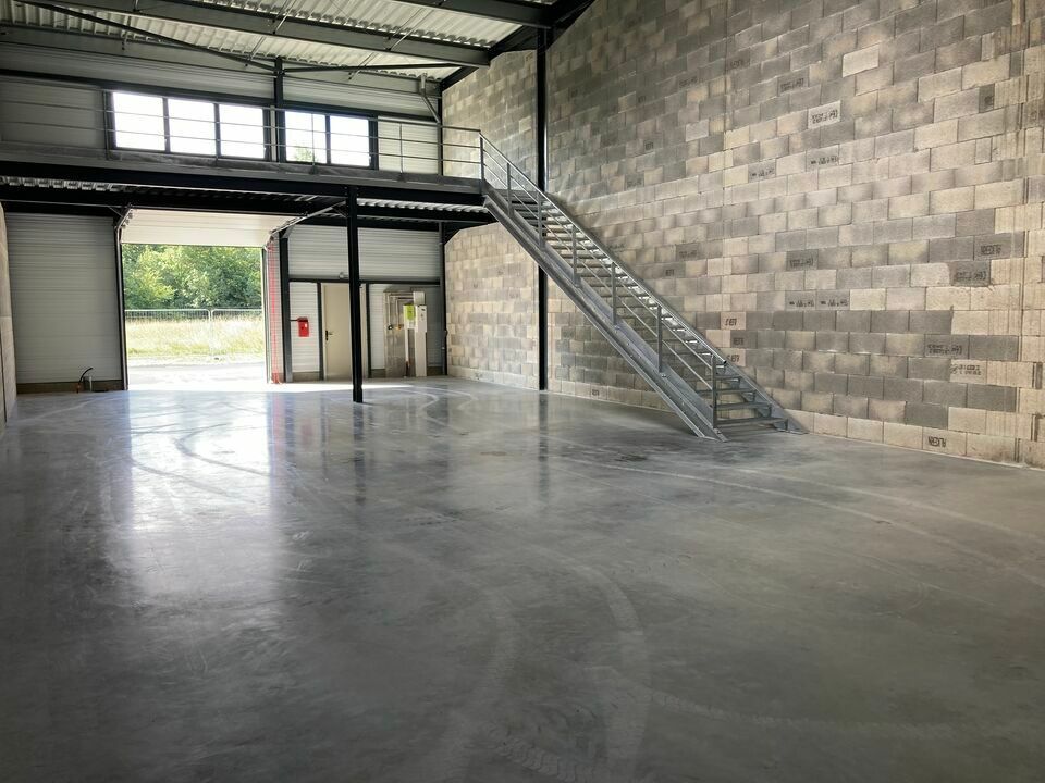 A VENDRE LOCAL D'ACTIVITÉ 508 M² - (82000) MONTAUBAN