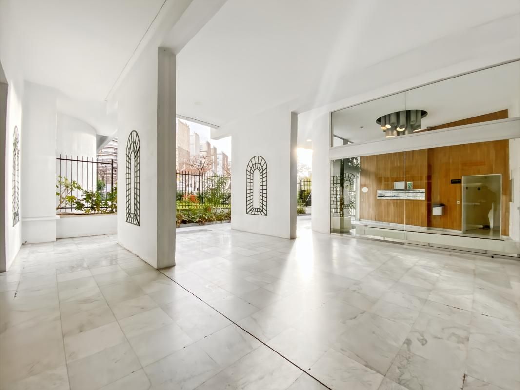 Location bureaux 75 m² non divisibles