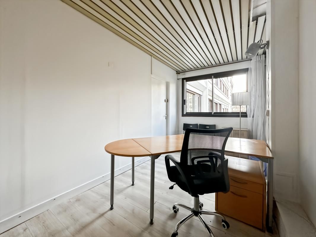 Location bureaux 75 m² non divisibles