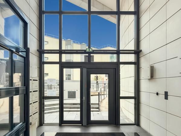 Location bureaux 1105 m² divisibles à partir de 445 m²