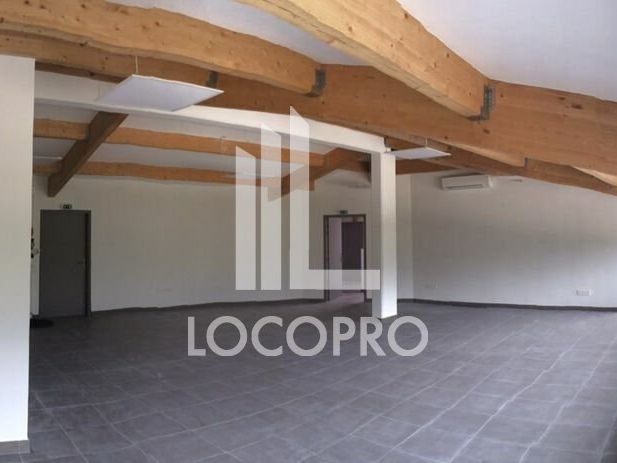 Location bureaux 78 m² non divisibles