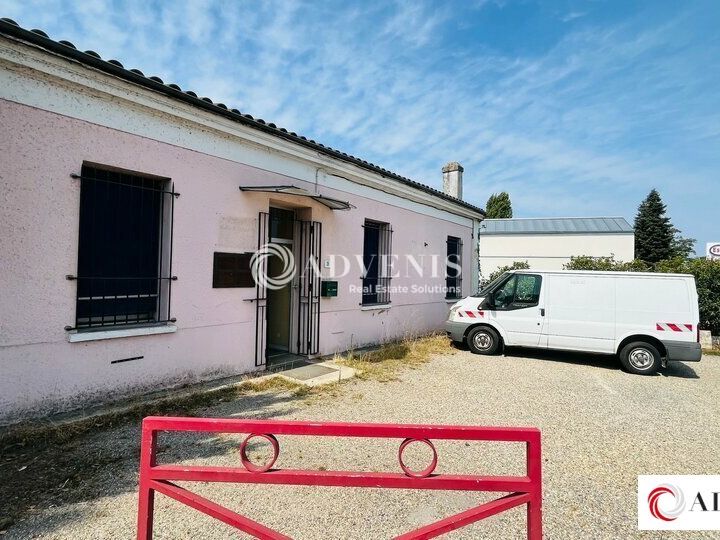 Location local commercial 160 m² non divisibles