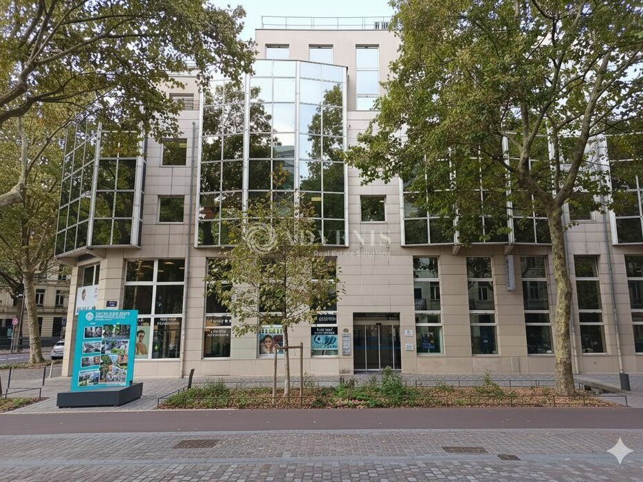 Vente bureaux 1000 m² divisibles à partir de 527 m²