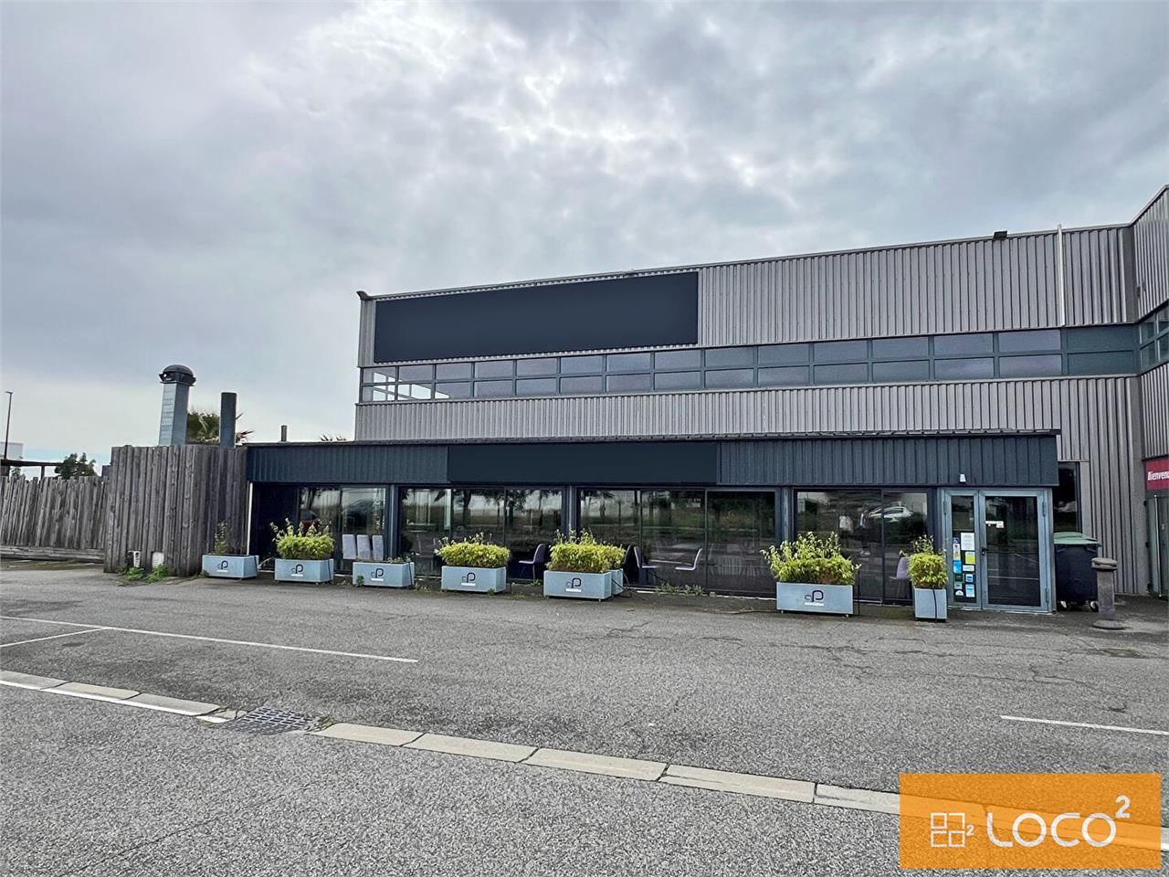 Location local commercial 334.00 m² à PLAISANCE DU TOUCH