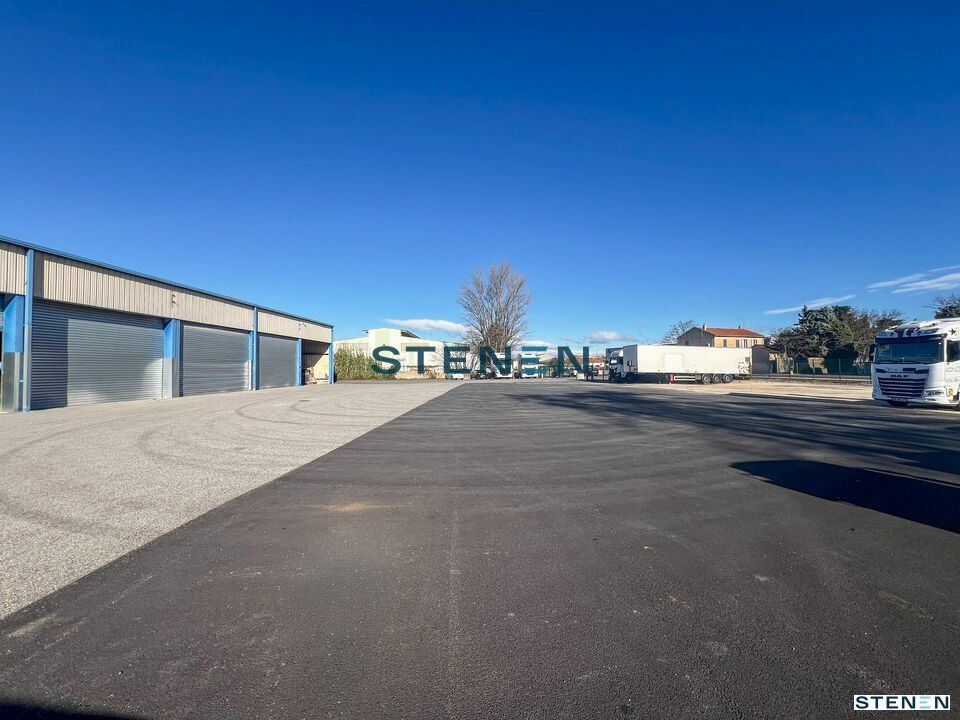 Location local d''activites 1000 m² non divisibles