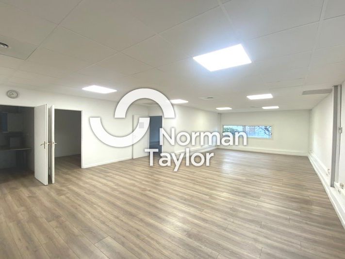 Location bureaux 114 m² non divisibles