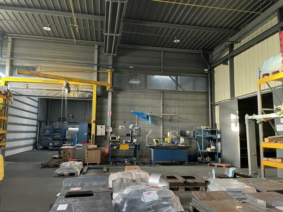 Vente entrepot 3470 m² non divisibles