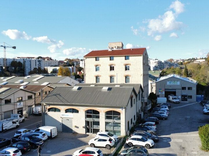 Location bureaux 145 m² non divisibles