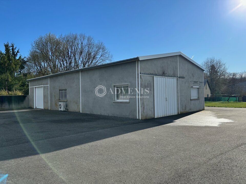Location local d''activites 210 m² non divisibles