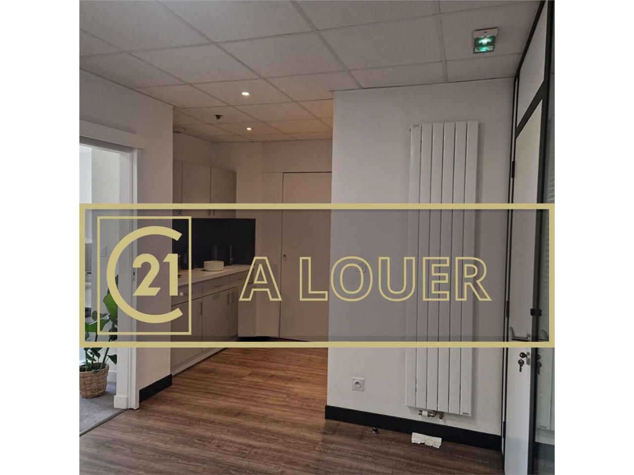 Location local commercial 76.00 m² à CAEN