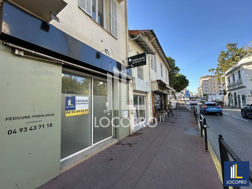 Location local commercial 30 m² non divisibles