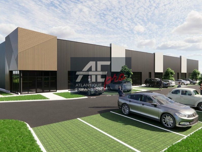Cellule Artisanale / Industrielle /Activités / Stockage à Vendre à Saint-Nazaire par Atlantique Expansion Pro