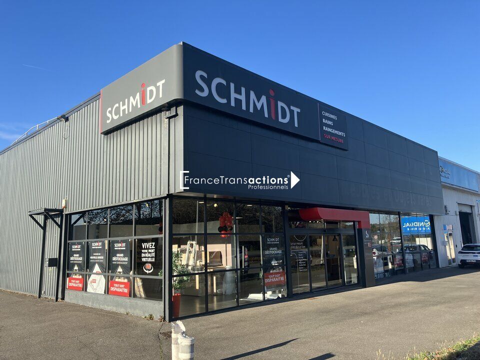 Location local commercial 480 m² non divisibles