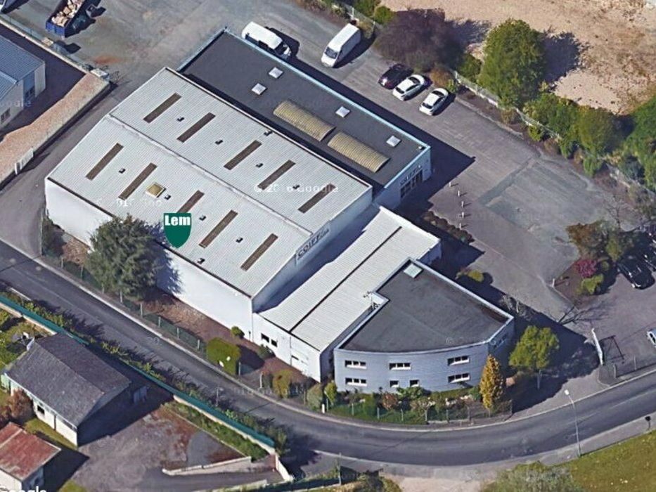 Location local d''activites 1460 m² non divisibles