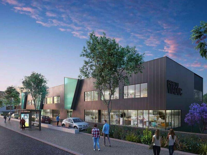 Location local commercial 3267.8 m² divisibles à partir de 93 m²