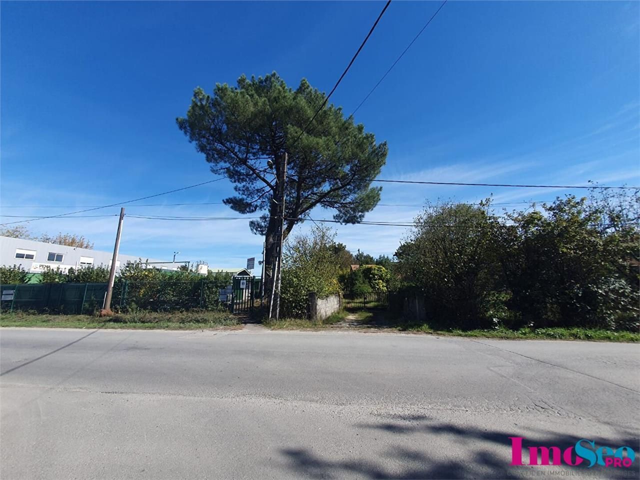 Vente terrain 3323 m² non divisibles