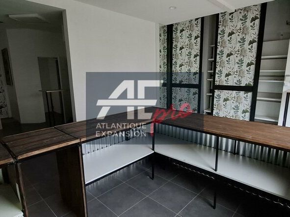 Location local commercial 52 m² non divisibles