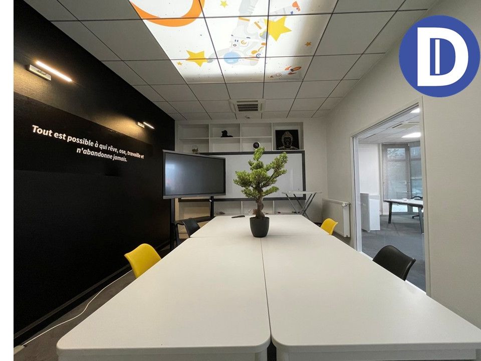 Location bureaux 160.00 m² non divisibles