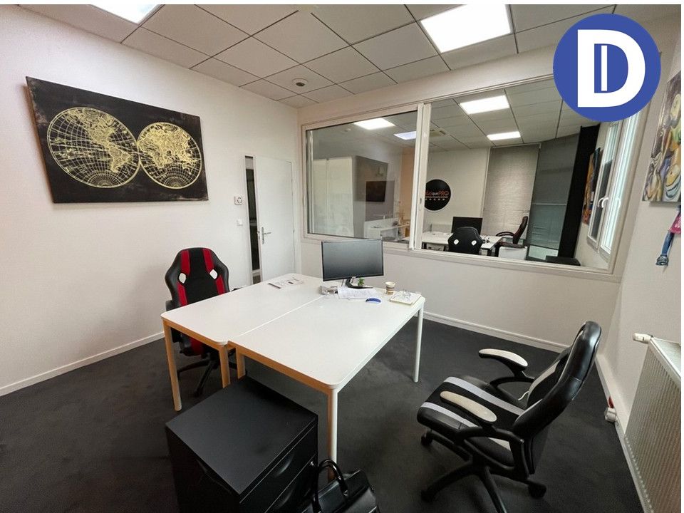 Location bureaux 160.00 m² non divisibles