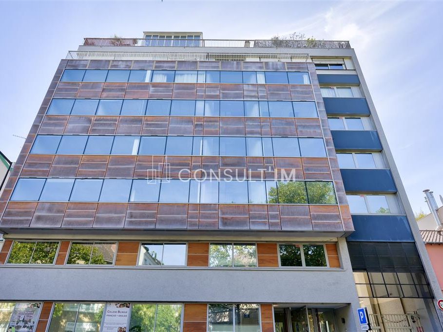 Location bureaux 2215 m² divisibles à partir de 209 m²