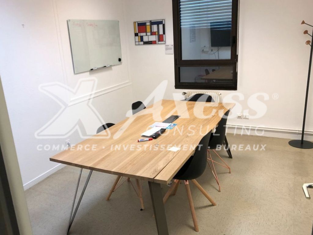 Location bureaux 160 m² à Péronnas