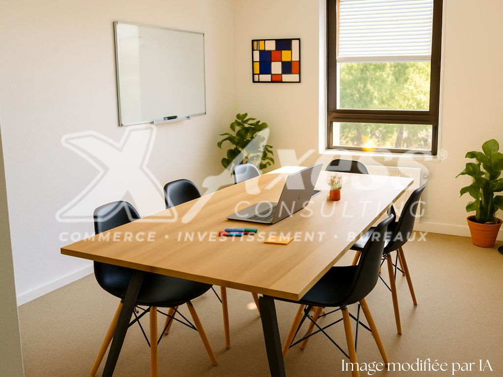 Bureaux de 160 m² prêts à accueillir votre activité