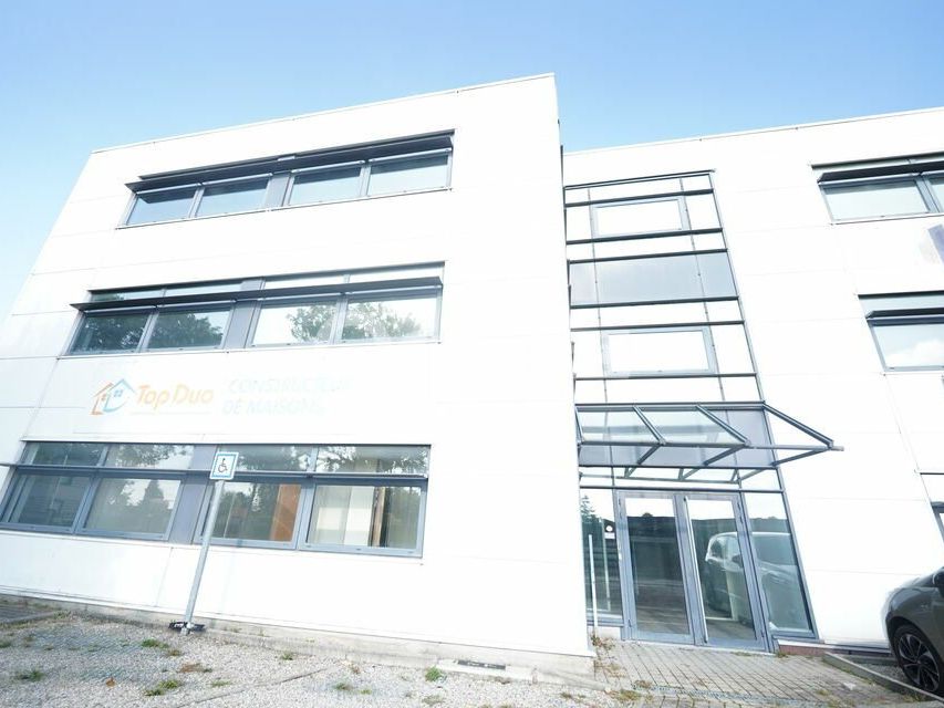 Location bureaux 733 m² non divisibles
