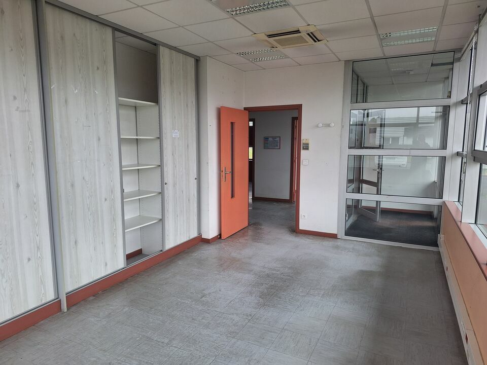 Bureaux d'environ 260m² - A louer 
