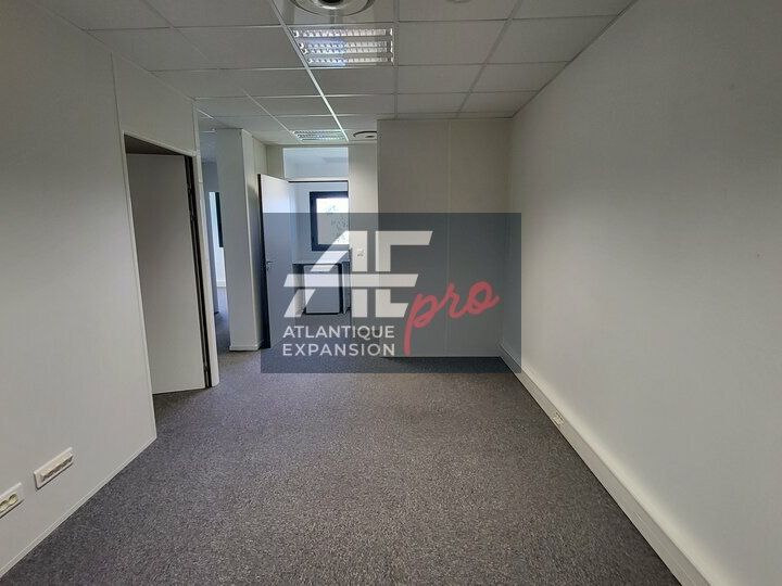 Location bureaux 52 m² non divisibles