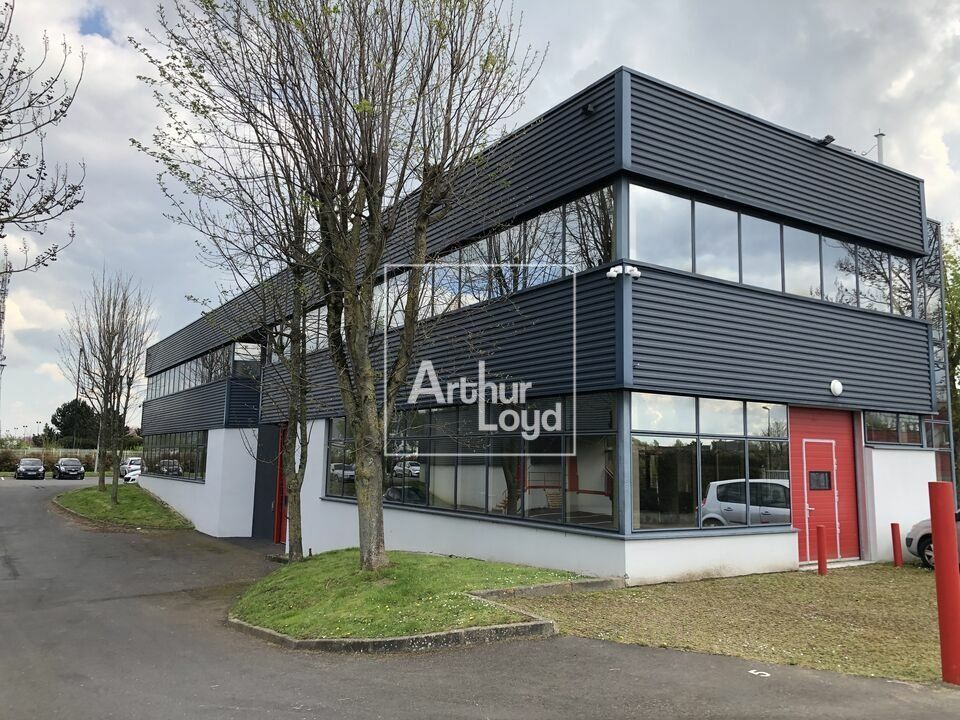 Location local d''activites 552 m² non divisibles