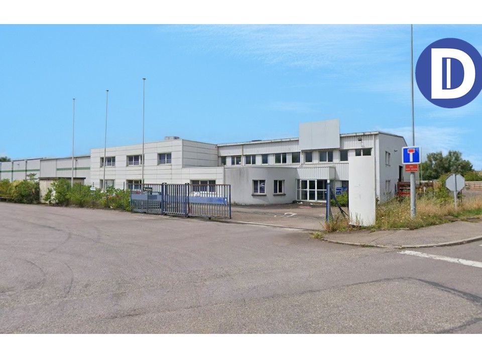 Location activites 5890.00 m² non divisibles
