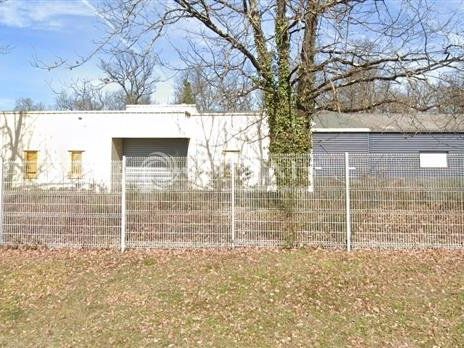 A louer bâtiment d'activités de 1800 m² environ