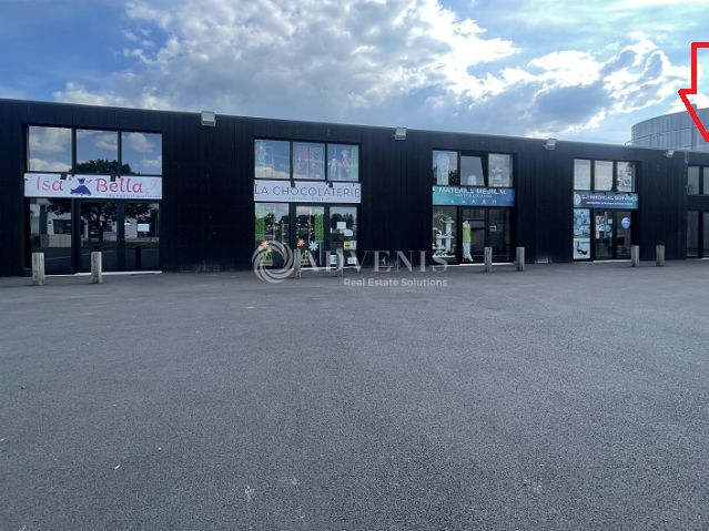 Location local commercial 120 m² non divisibles