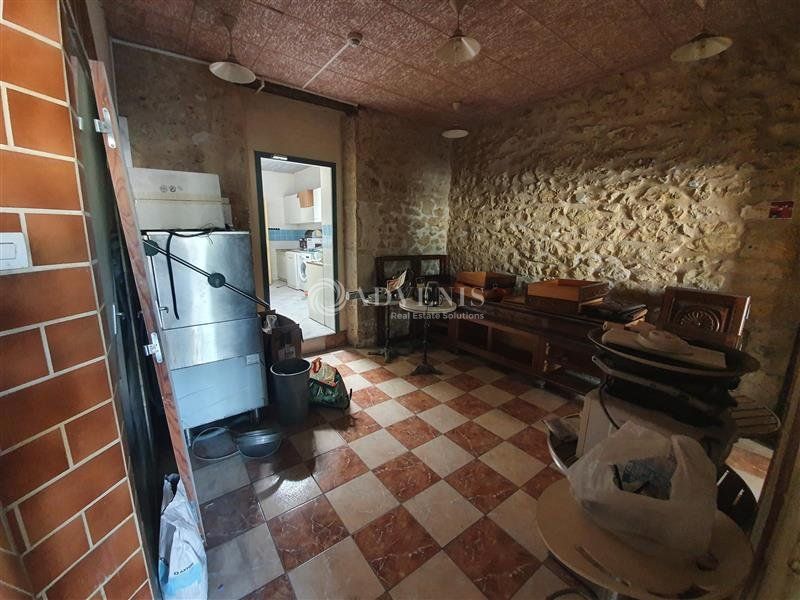 A LOUER CELLULE DE 110 M² DIVISIBLE