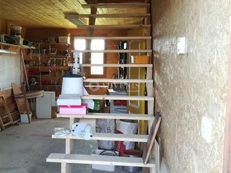 A vendre bâtiment de 340m²