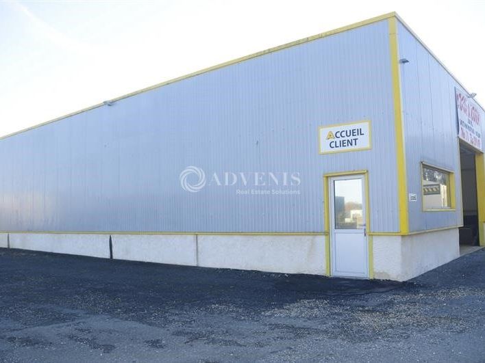 A louer, bâtiment d'activités et bureaux