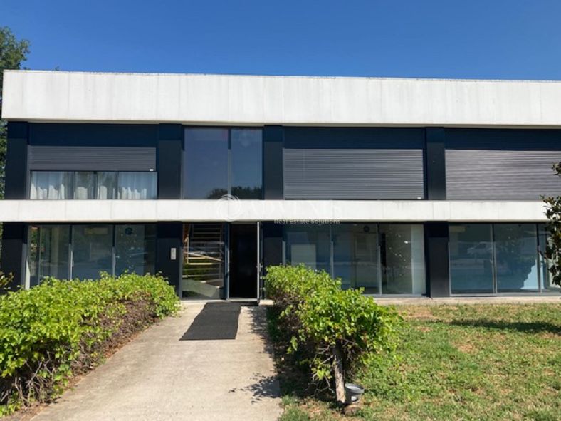 A louer bureaux de 200 m² environ