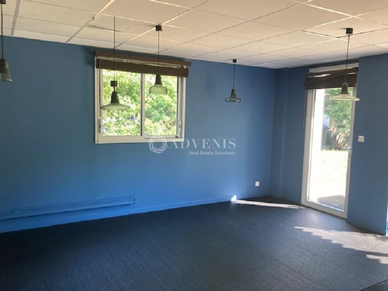 400 m² pour ce bureaux en location à Saint pantaleon de larche