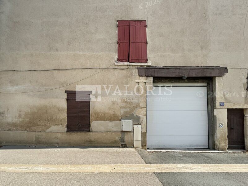 Location reserve 90 m² non divisibles