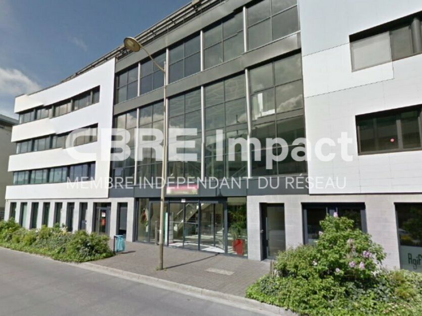 Location bureaux 372 m² non divisibles