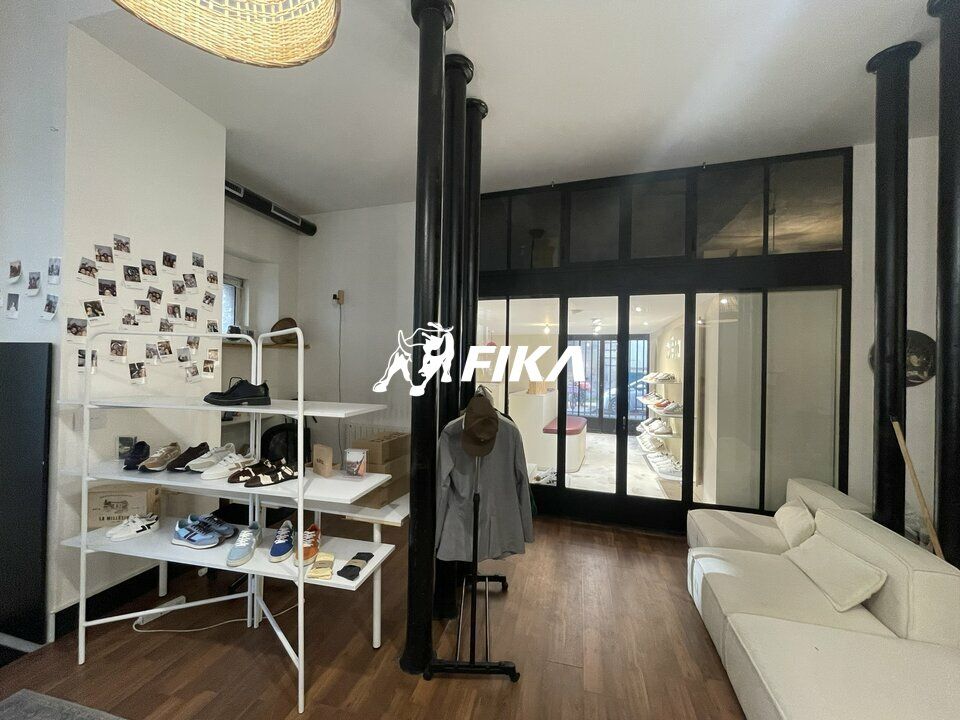 Vente bureaux 180 m² non divisibles