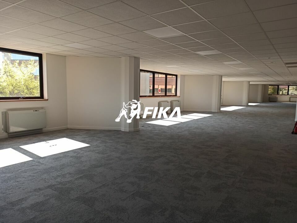 A LOUER BUREAU 502 m² DIVISIBLES- (31700) BLAGNAC Aéroport