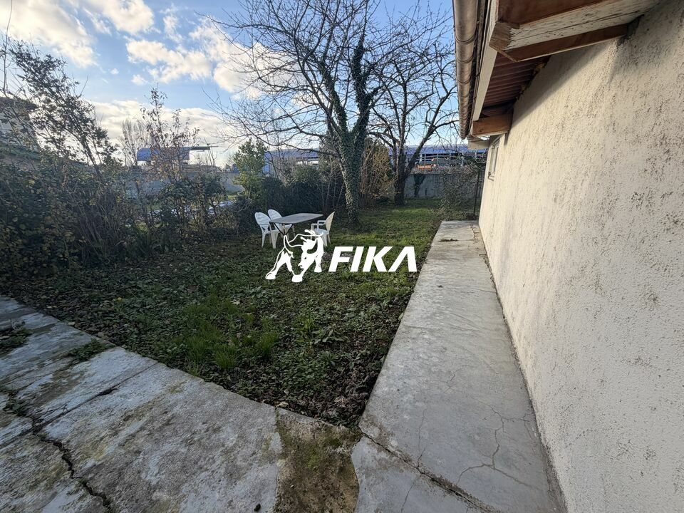 A VENDRE BUREAUX 270 m² - (31120) PORTET - SUR - GARRONNE