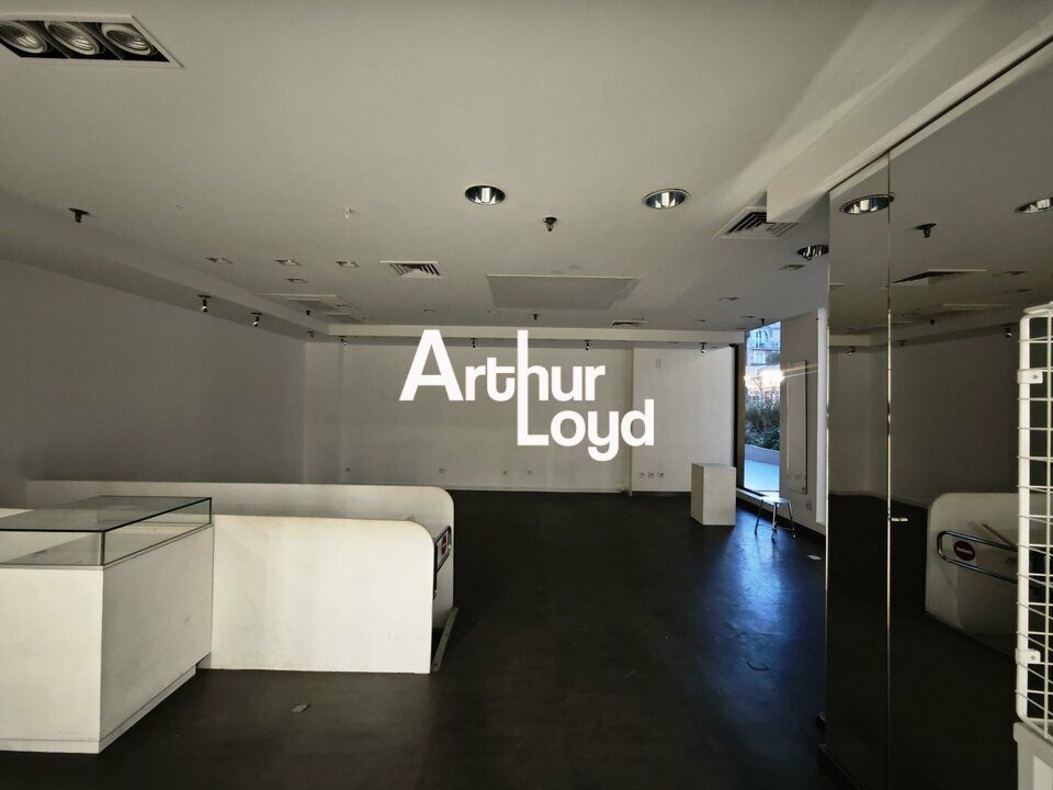 Location local commercial 75 m² non divisibles